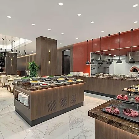 Ramada By Wyndham Arnavutkoy Otel