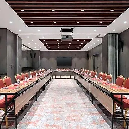 Otel Ramada By Wyndham Arnavutkoy 4*