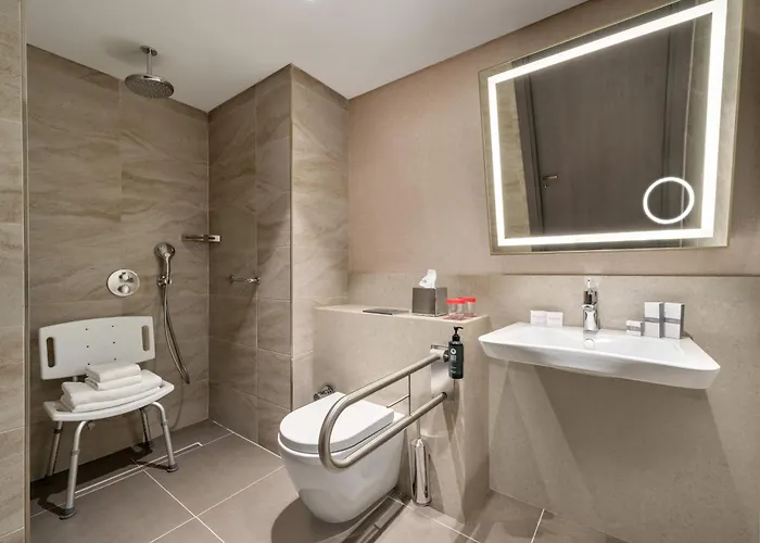 Ramada By Wyndham Arnavutkoy 4*