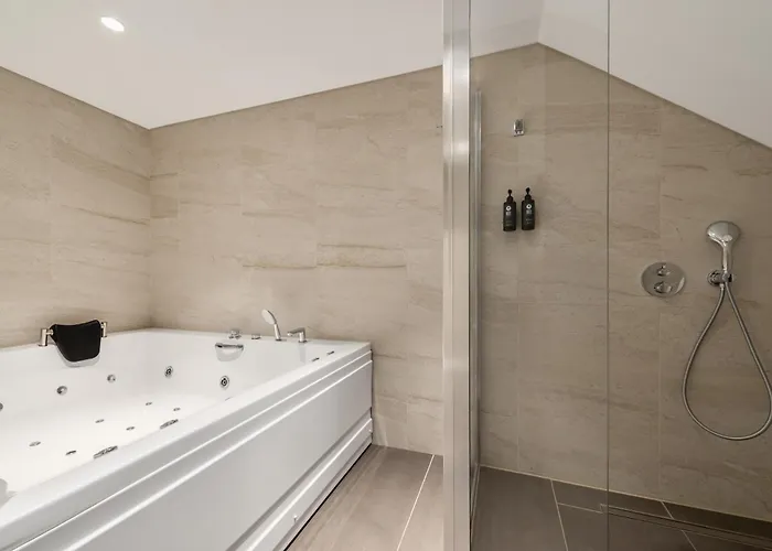 Hotel Ramada By Wyndham Arnavutkoy *