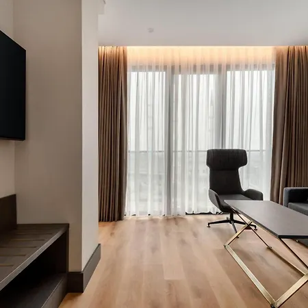 Ramada By Wyndham Arnavutkoy 4* Estambul