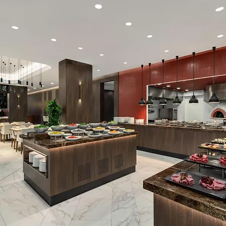 Ramada By Wyndham Arnavutkoy 4* Estambul