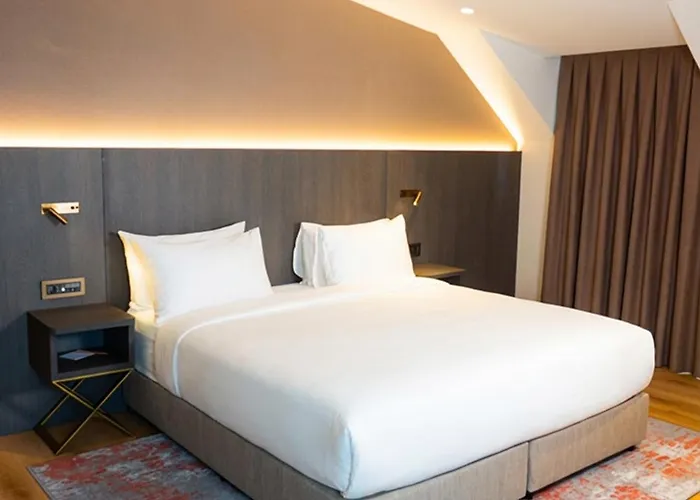 Ramada By Wyndham Arnavutkoy Otel 4*